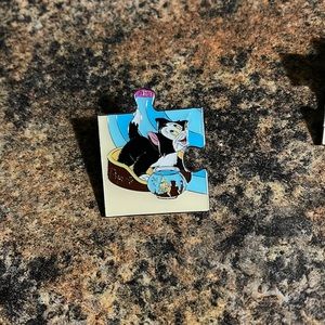 Disney Loungefly cats blind box puzzle pins Figaro - no box